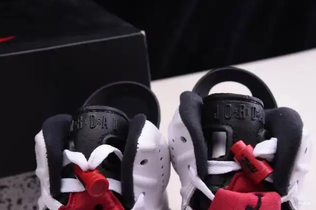 Bmlin RETRO CT8529-106 JORDAN AIR 'CARMINE' 6 2021 0601